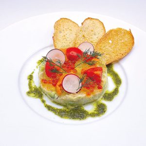 俺のフレンチイタリアン青山_トマトジュレをのせたウニ・イクラ・紅ズワイガニのタルタル