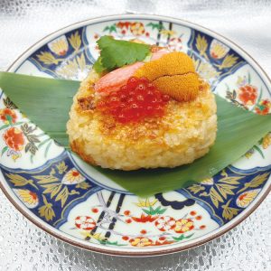 俺のやきとり銀座9丁目_蟹、雲丹、いくら炭火焼きおにぎり