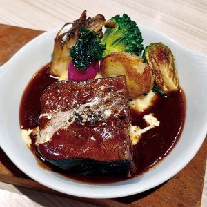 俺のフレンチ博多_厚切り牛タンシチュー