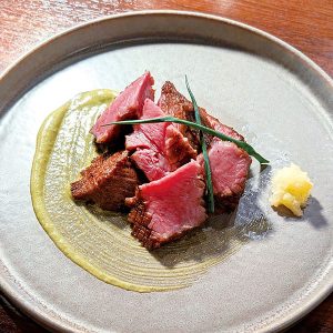 俺のフレンチ渋谷_牛タンのポワレ ソース・ヴェール