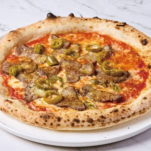 俺のイタリアン東京駅ヤエチカ_牛タンとハラペーニョのスパイシーピッツァ